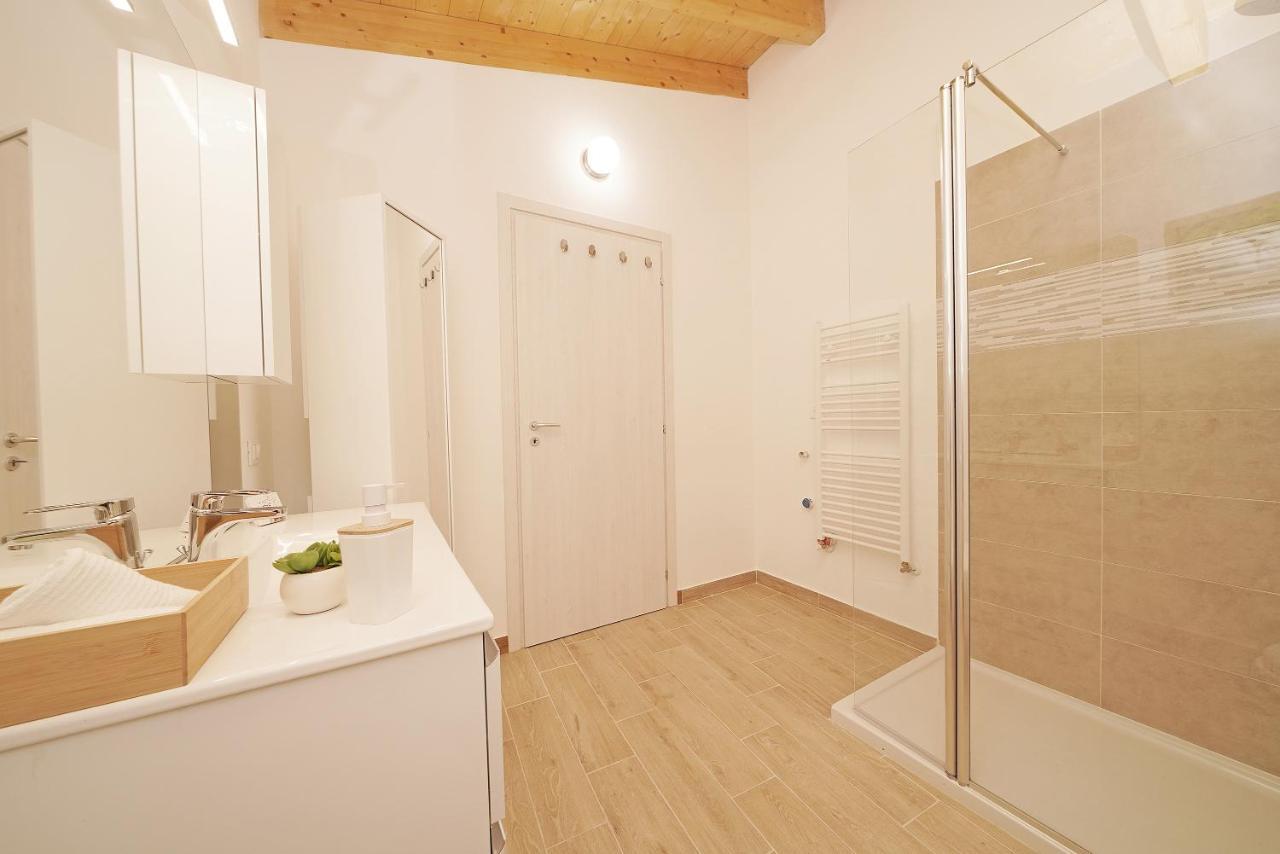 Apartments Villa Bougainville San Felice del Benaco Zewnętrze zdjęcie