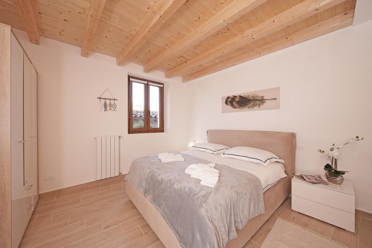 Apartments Villa Bougainville San Felice del Benaco Zewnętrze zdjęcie