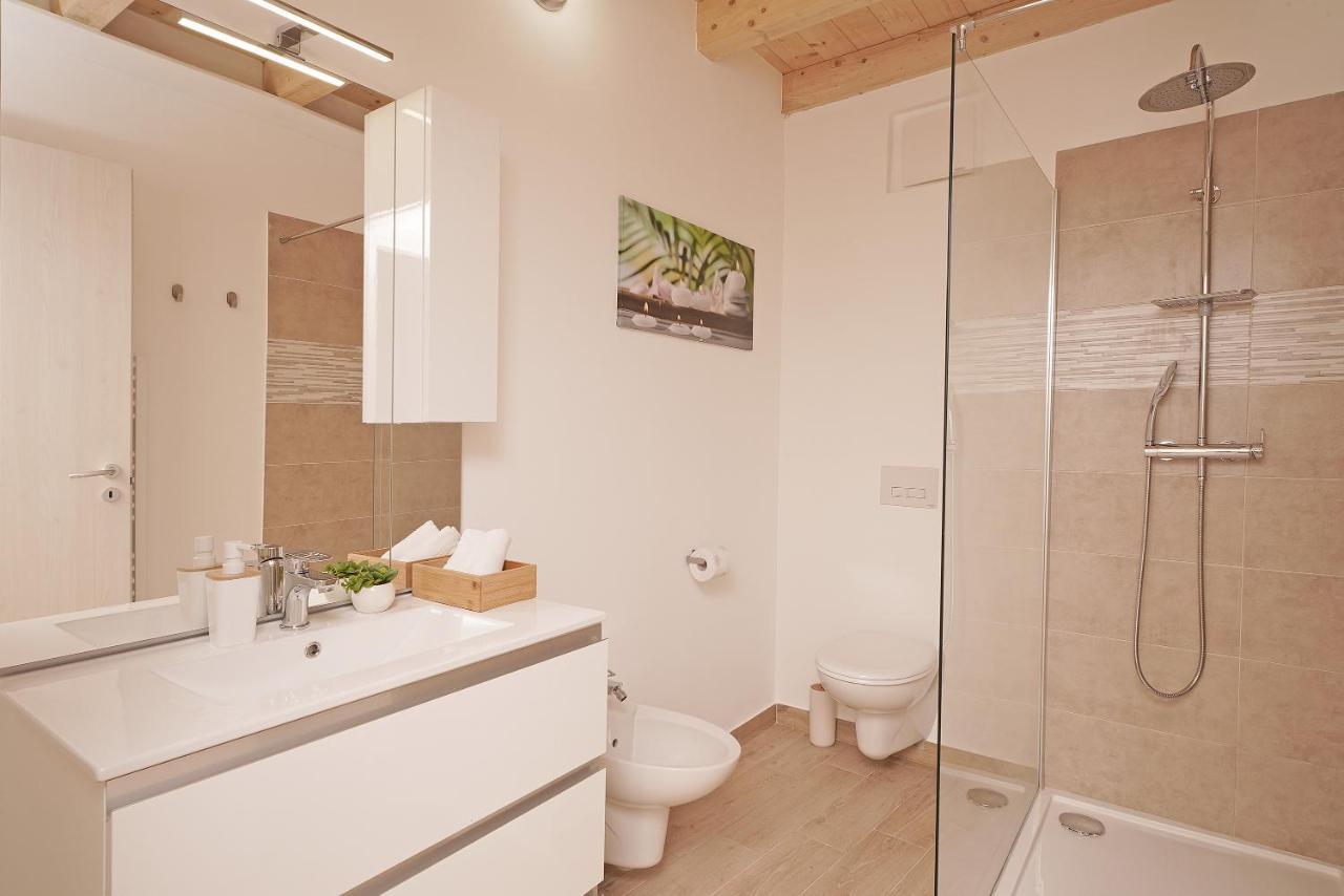 Apartments Villa Bougainville San Felice del Benaco Zewnętrze zdjęcie
