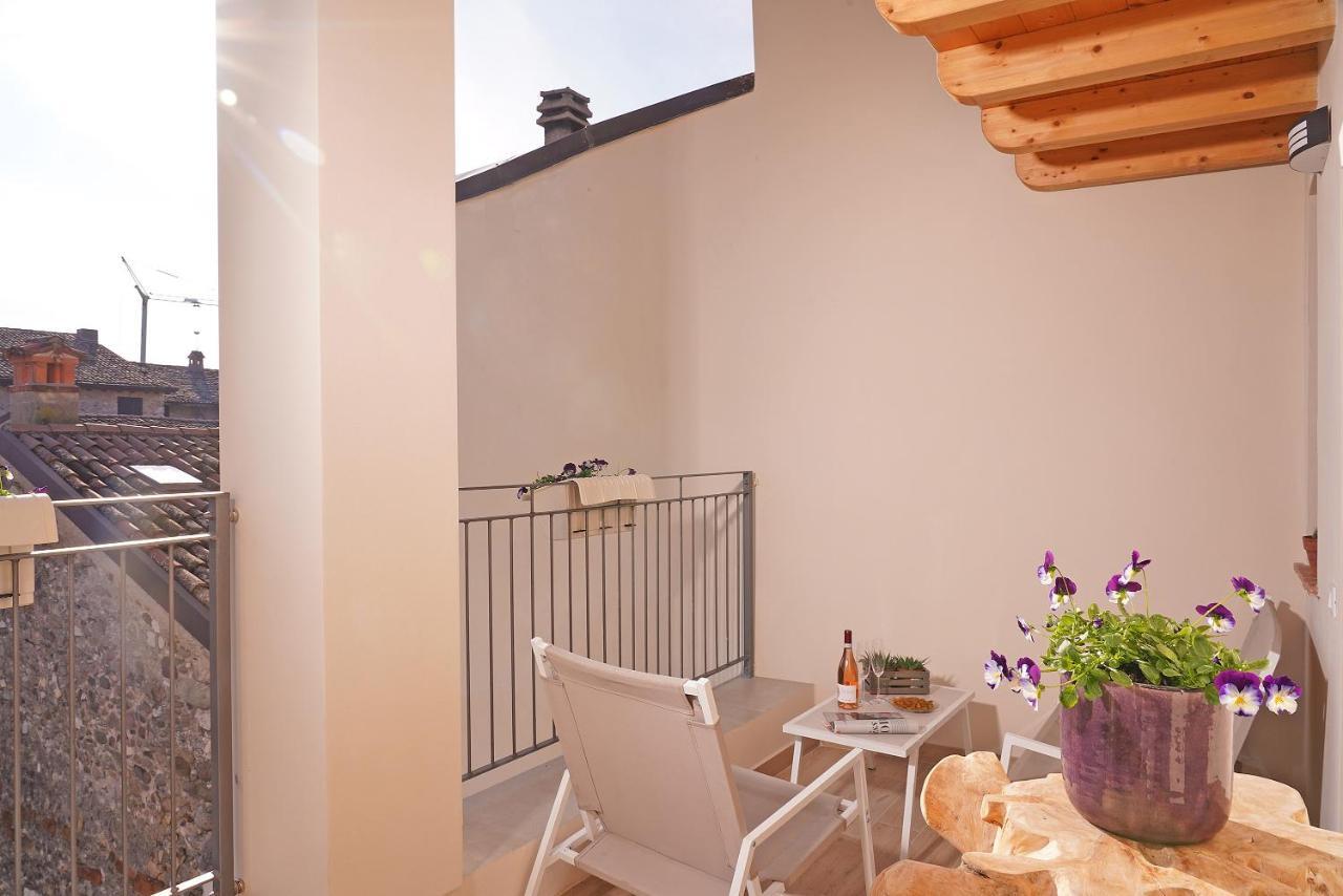 Apartments Villa Bougainville San Felice del Benaco Zewnętrze zdjęcie