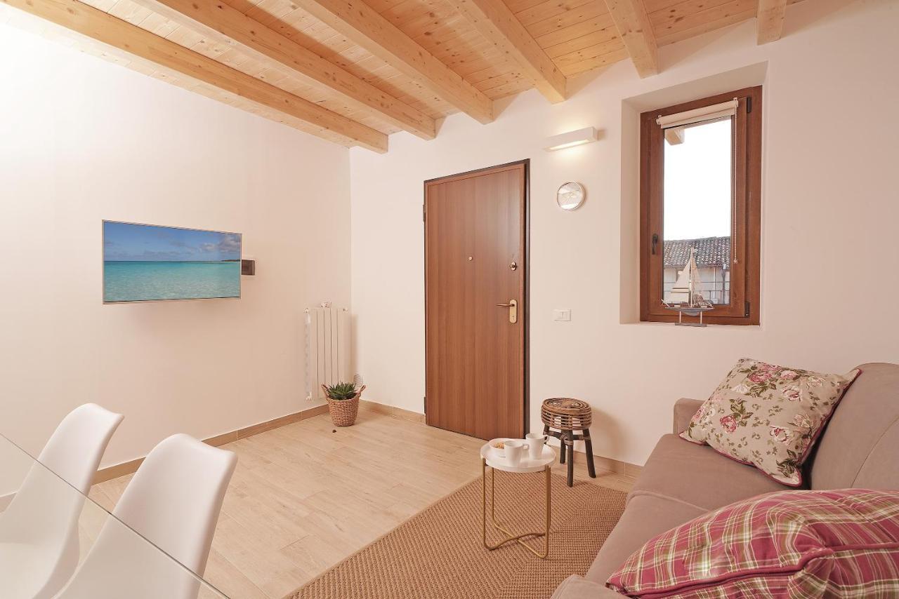Apartments Villa Bougainville San Felice del Benaco Zewnętrze zdjęcie