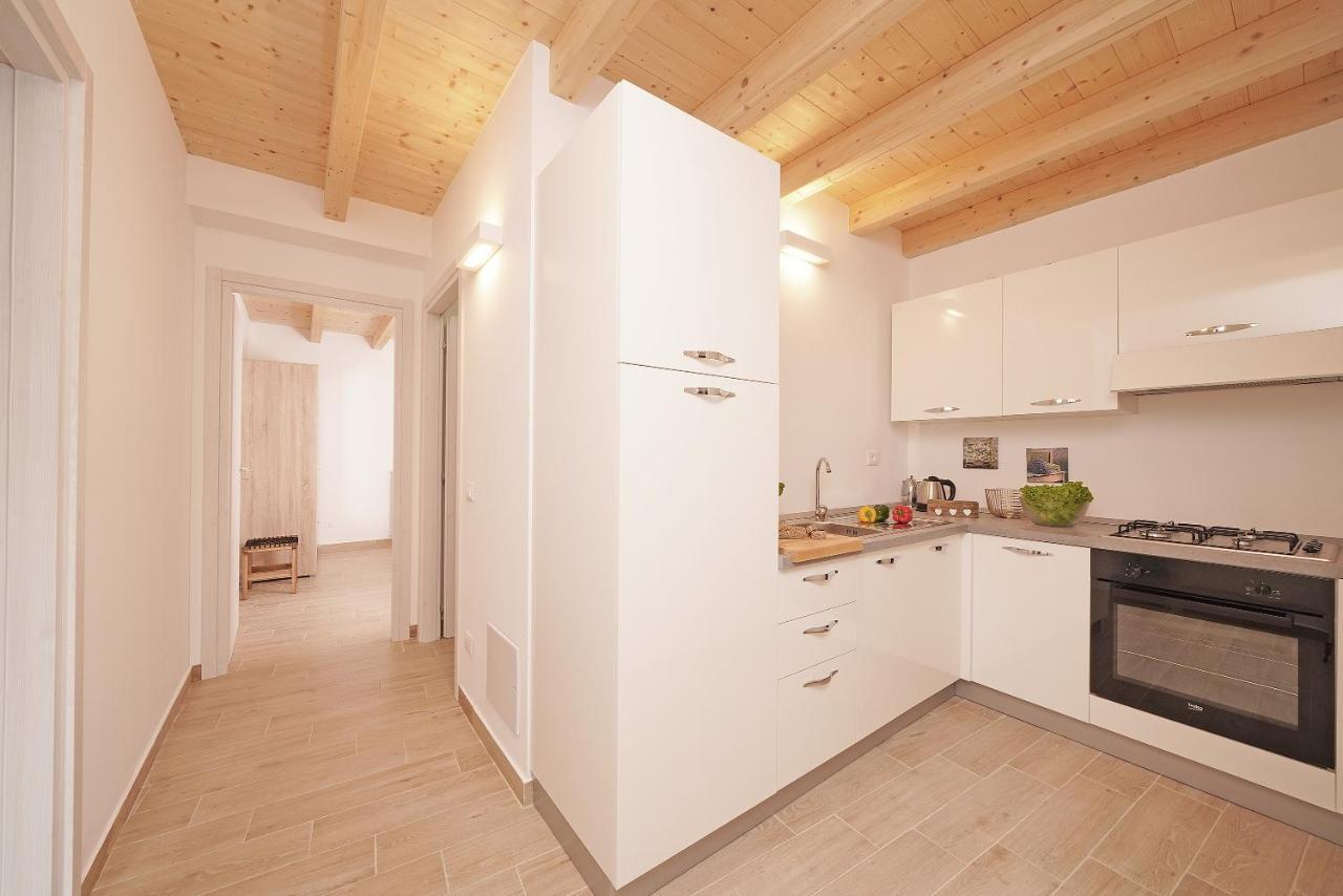 Apartments Villa Bougainville San Felice del Benaco Zewnętrze zdjęcie