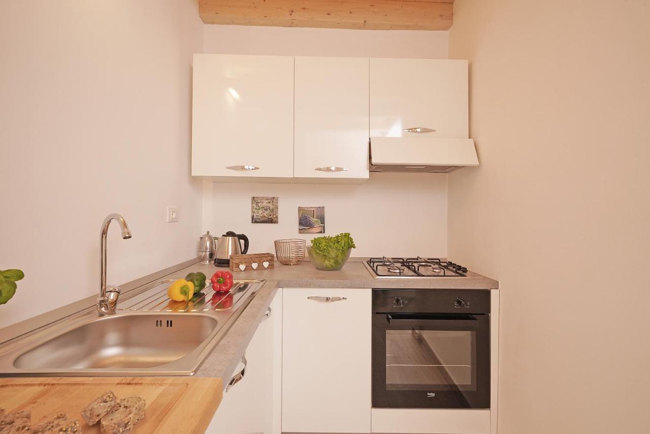 Apartments Villa Bougainville San Felice del Benaco Zewnętrze zdjęcie